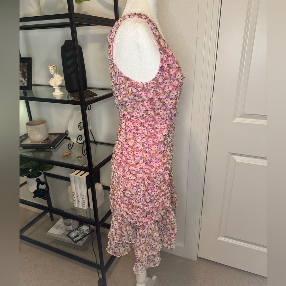 NWT ASTR THE LABEL SHUTTER PLEAT MINI WEDDING GUEST FLORAL PINK DRESS SIZE M - Picture 4 of 8